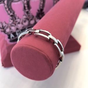 Lia Sophia Silver link Bracelet, 7” long, about 1/2 “ wide. Perfect condition!